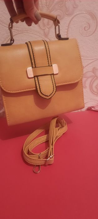 Женская сумочка красивая