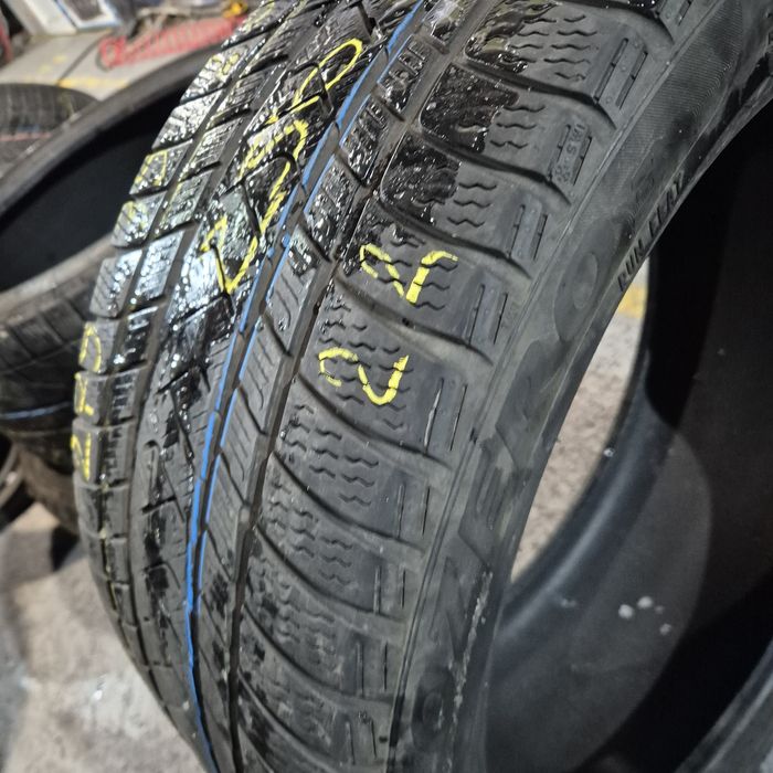 275 35 20 Pirelli iarnă O bucată
