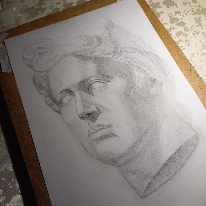 репетитор по черчению и академическому рисунку