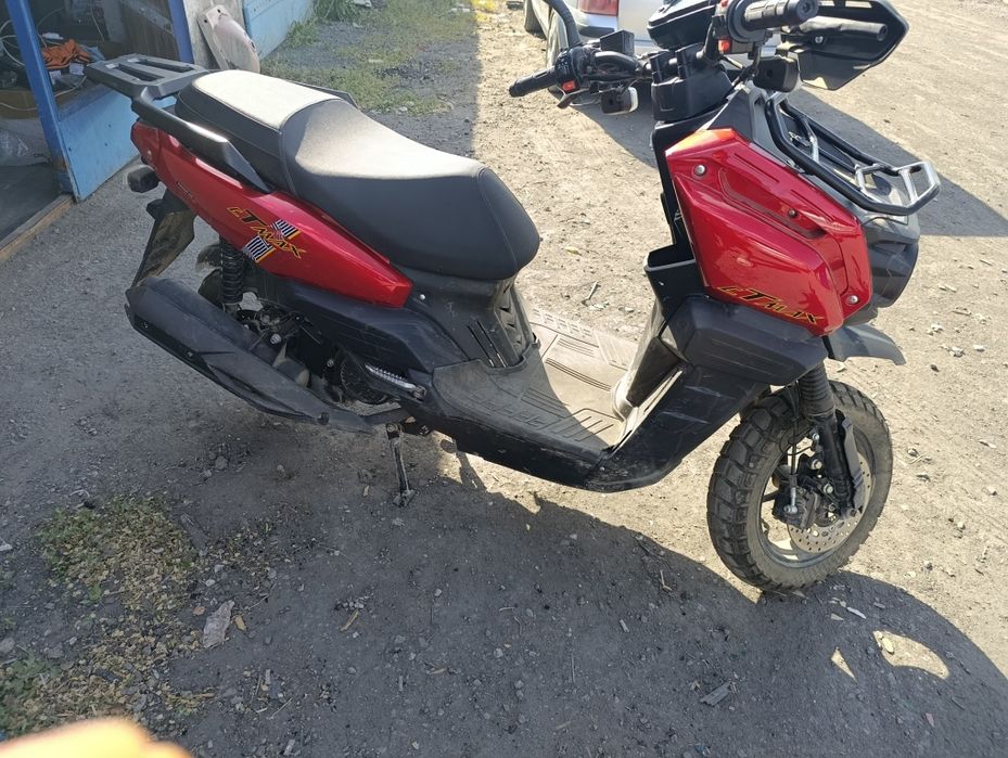 Tank ST max скутер