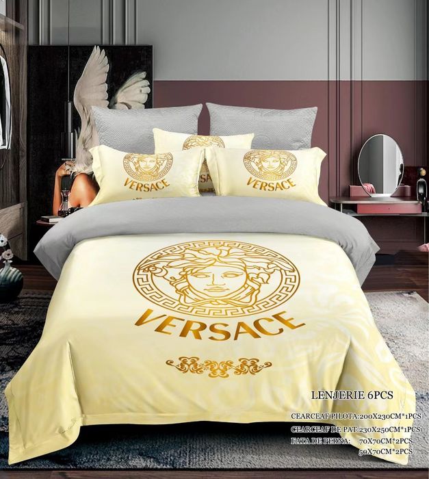 În stoc preț redus