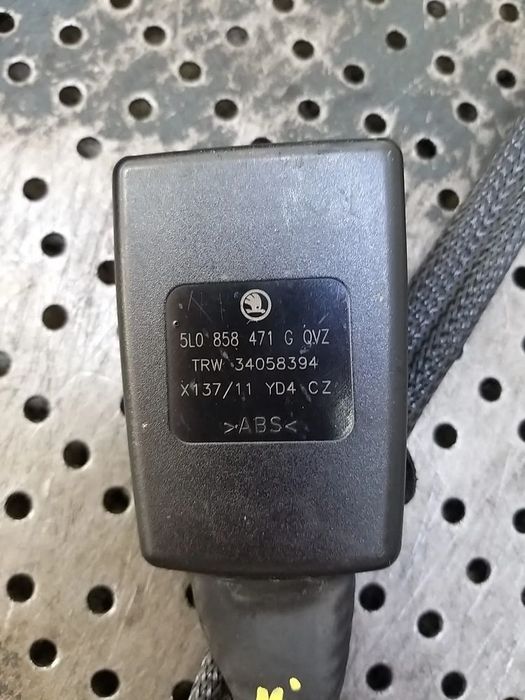Teaca centura stanga fata skoda yeti 5l 5l0858471g