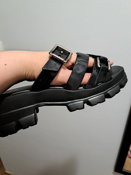 Разкошни нови дамски чехли