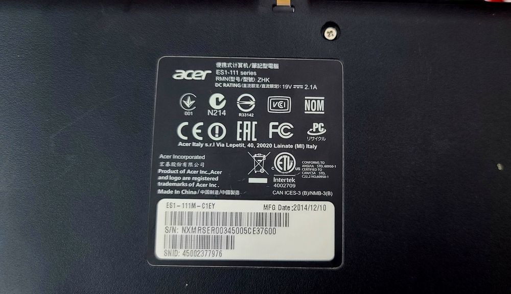 Асер нетбук сатвлады бахасы келслы
Процессор i5 2430M
Оперативка 3 GB