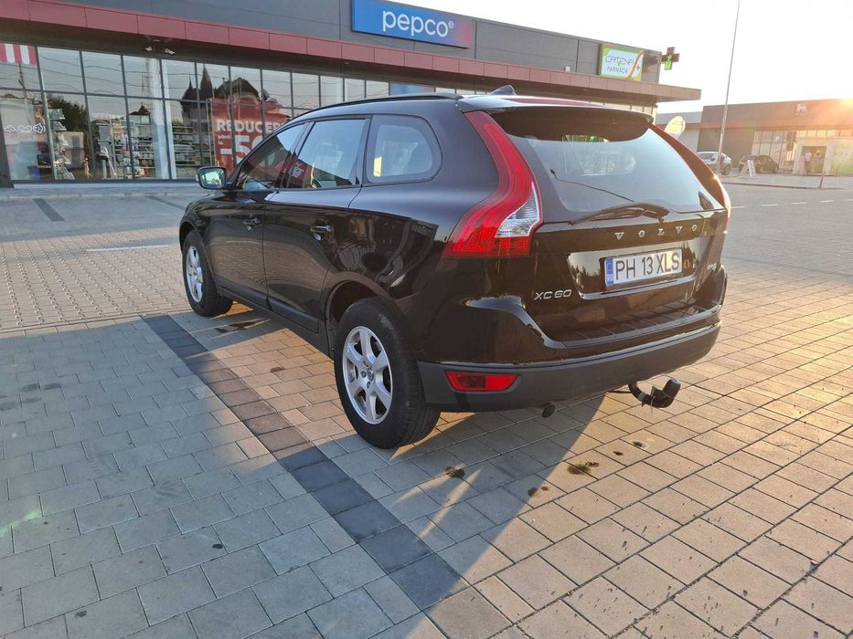 VOLVO XC60 2011 — imagine 3