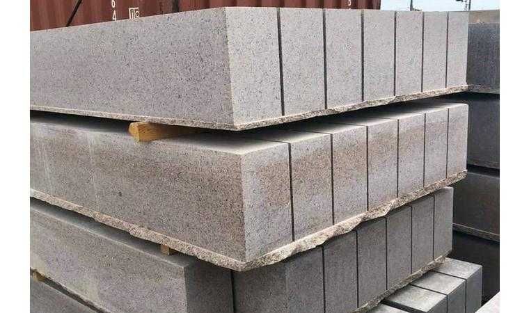 Гранитный бордюр, поребрик