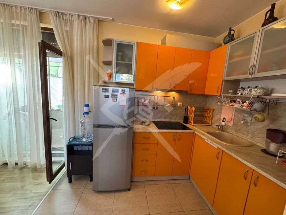 Продава се Двустаен апартамент в Бургас, Сарафово - 70 кв.м за 875 €/кв.м - Снимка #4