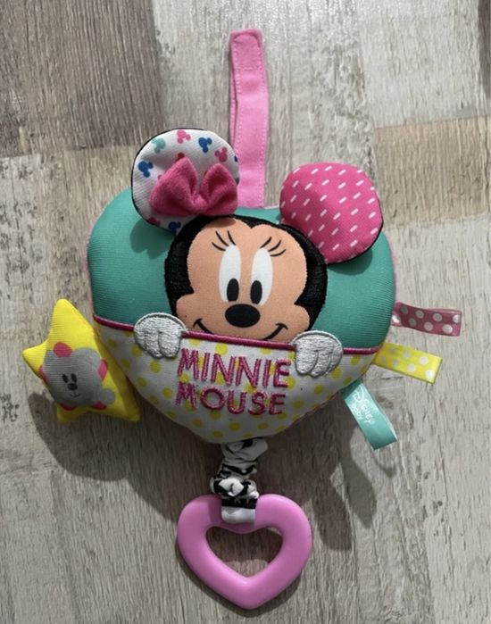 Lot jucarii si plusuri pentru bebelusi