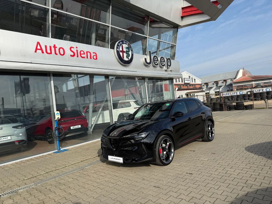 Alfa Romeo Junior Electtrica Veloce 280CP Q2FWD Technology + Jante R20 + LED Matrix