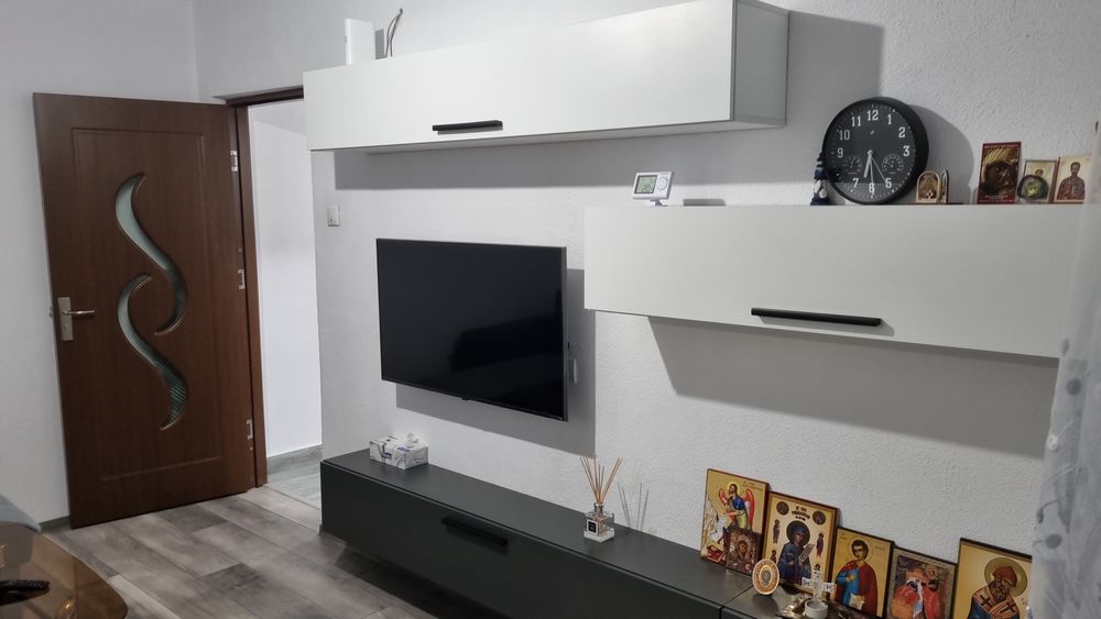 Vând apartament cu 2 camere - Vedere 2