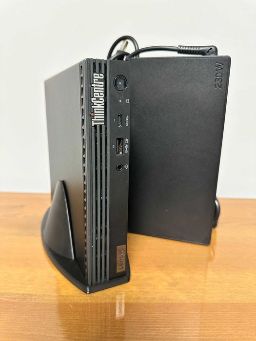 Lenovo ThinkCentre M70q Tiny – i7-10700T, 32GB RAM, 256Gb SSD + 1TB HDD