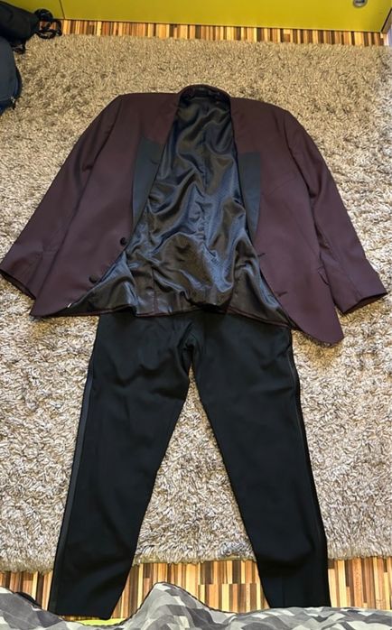 Костюм за бал и официални събития