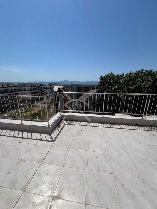 Продава се Тристаен апартамент в Бургас, Сарафово - 250 кв.м за 920 €/кв.м - Снимка #2