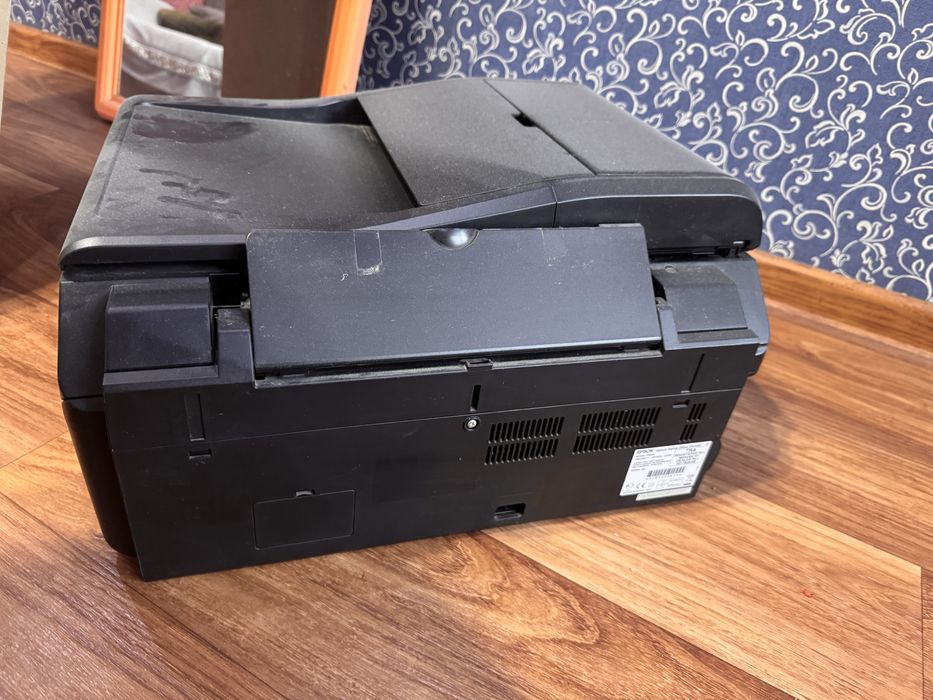 Принтер разноцветный EPSON