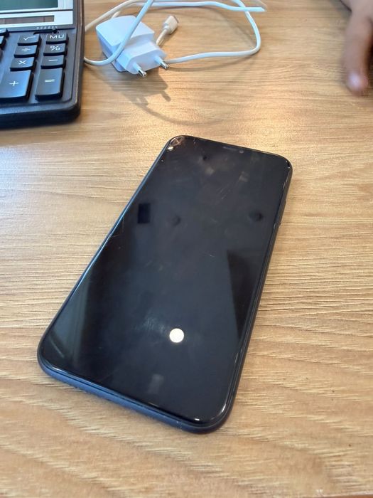 iPhone 11 оригинал деньги нужны или обмен