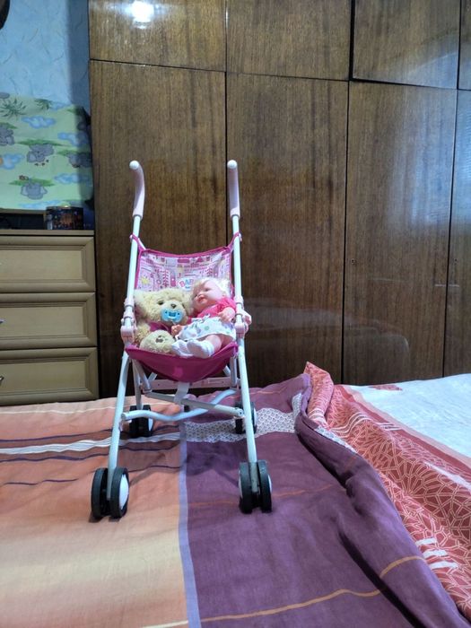 Количка за кукли