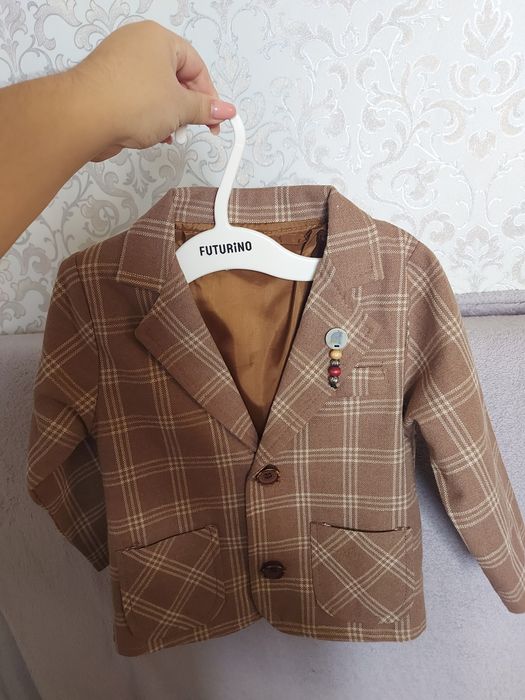 Продам костюм на мальчика