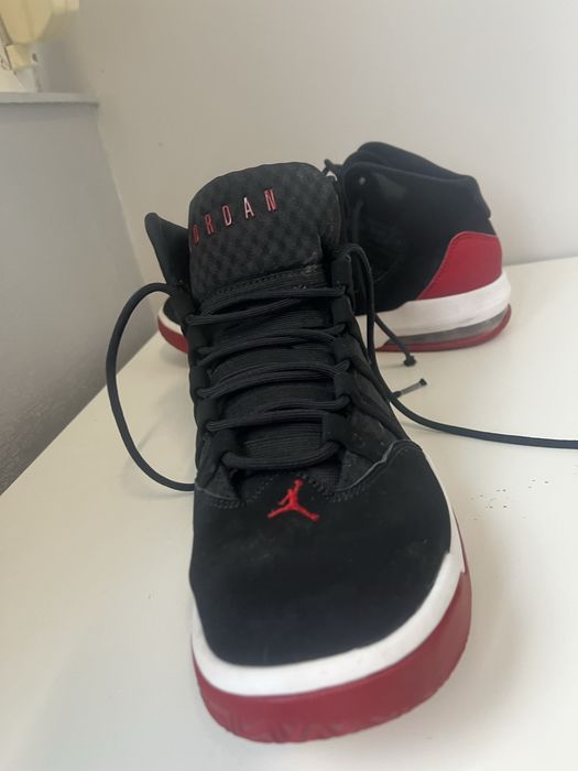 Продавам обувки jordan 42.5