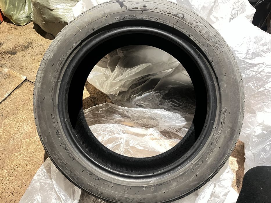 Продам комлект летних шин р15