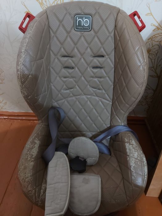 Автокресло продам 6000