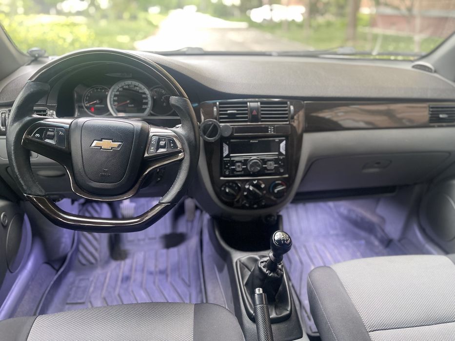 Продается Lasetti 2-pozitsiya mexanika 1.8 mator