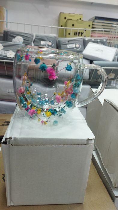 Кружка с двойными стенками и сухоцветами