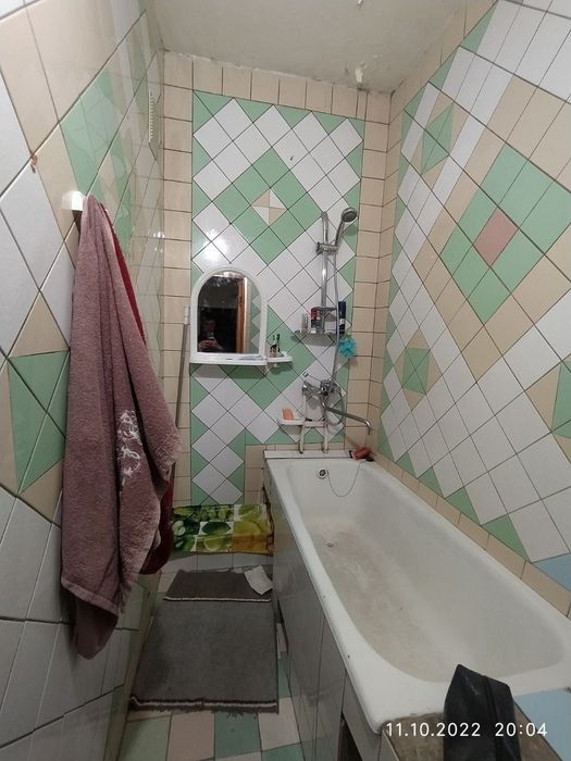 4xonali uy Yangihayot sputnik 16 arzonga sotiladi. Tarsavoy