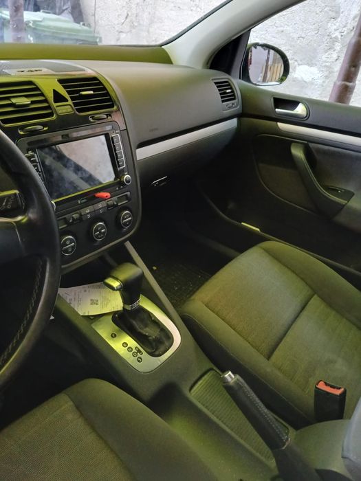 Vând golf 5 2007 Sport TDI Automată 2 uși