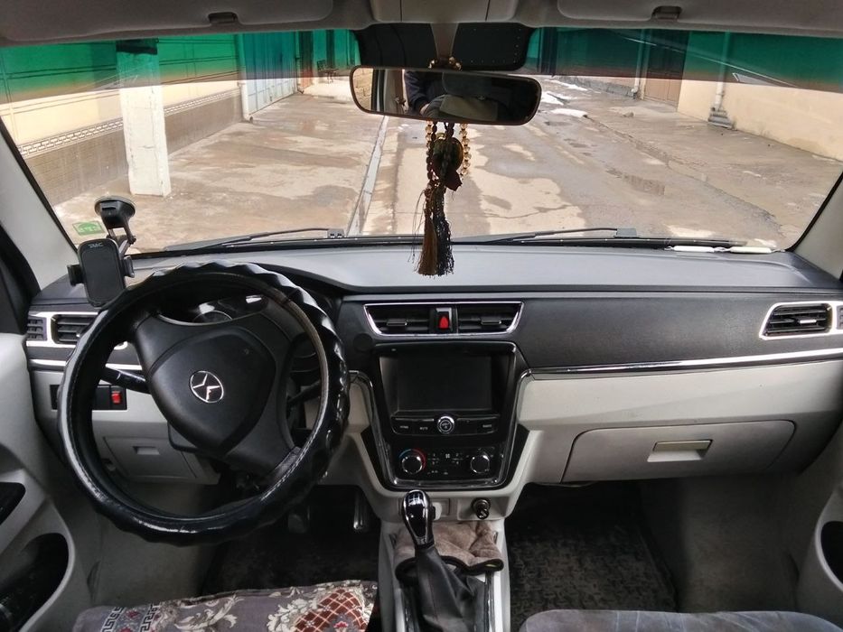 Shineray x30 sotiladi  2023 yil narxini kelishamiz