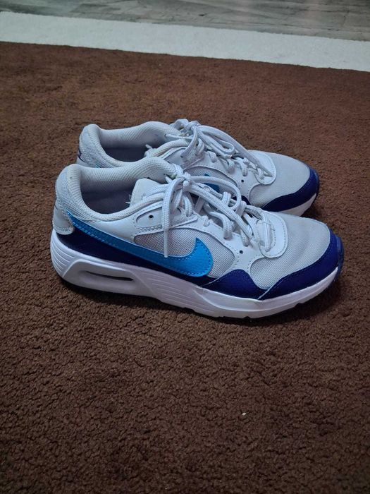 Adidași Nike air max