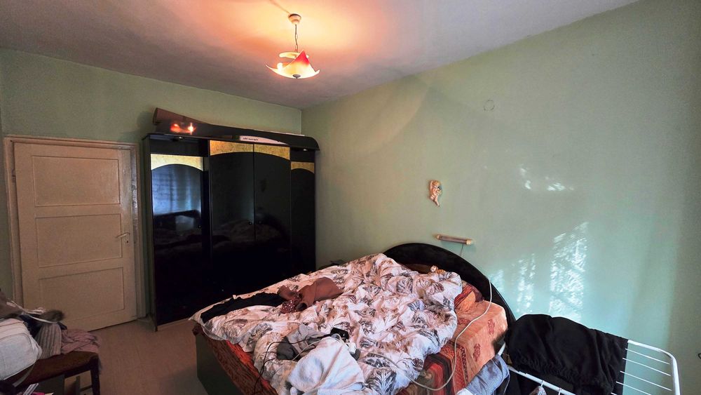 Продава се Тристаен апартамент в Перник, Център - 74 кв.м за 1109 €/кв.м - Снимка #8