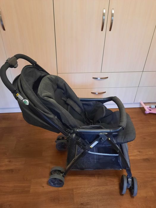 Детская коляска качественная