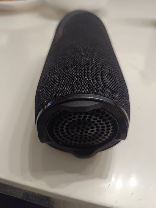 Vînd boxă portabilă model Q-T22