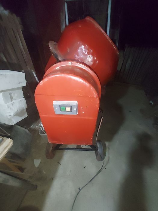 Betoniera  180litri