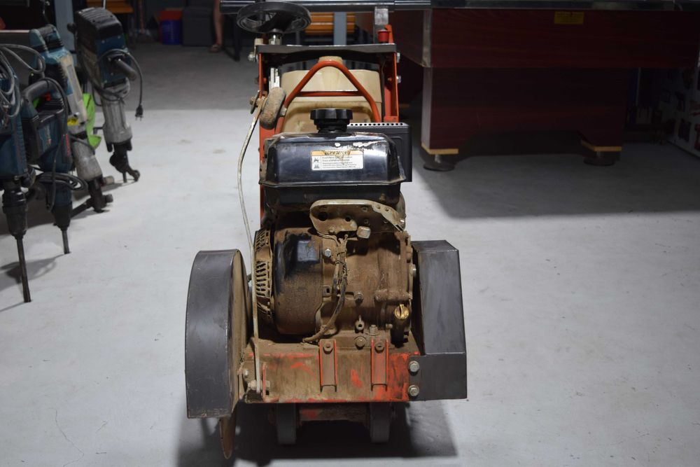 Mașină tăiat asfalt Husqvarna FS 400 LV motor Kohler, 13 CP-Inchiriere