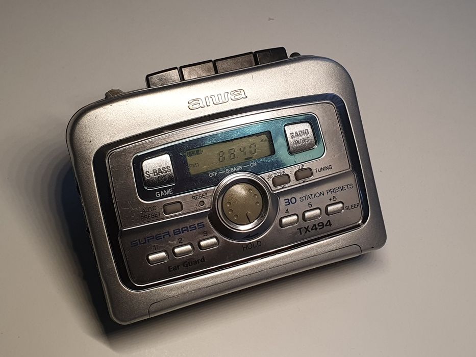 Walkman AIWA autorevers cu radio