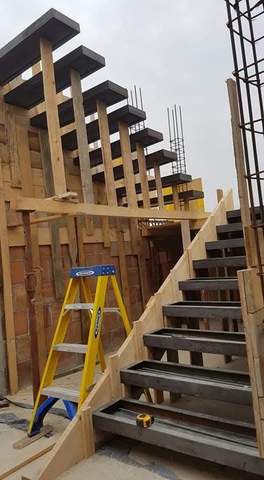 Oferim servicii în domeniul construcțiilor
