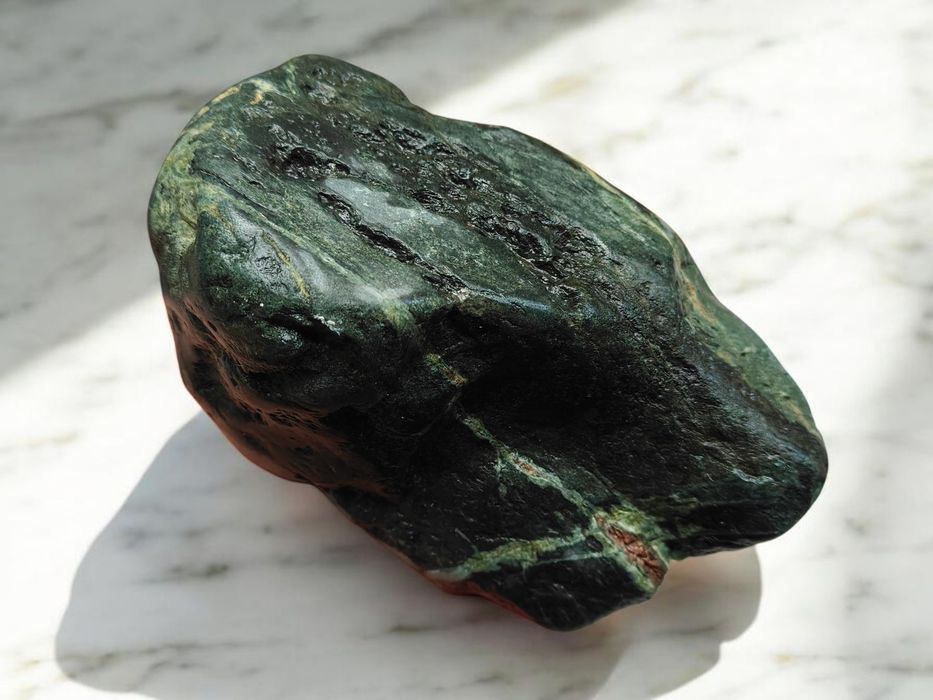 Суров речен Нефрит (Nephrite Jade) с "Flower" ефект – 1.64 кг.