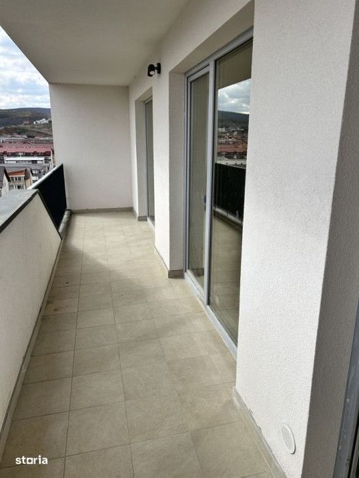 Apartament cu 3 camere, 55 mp, terasa 10 mp Eroilor