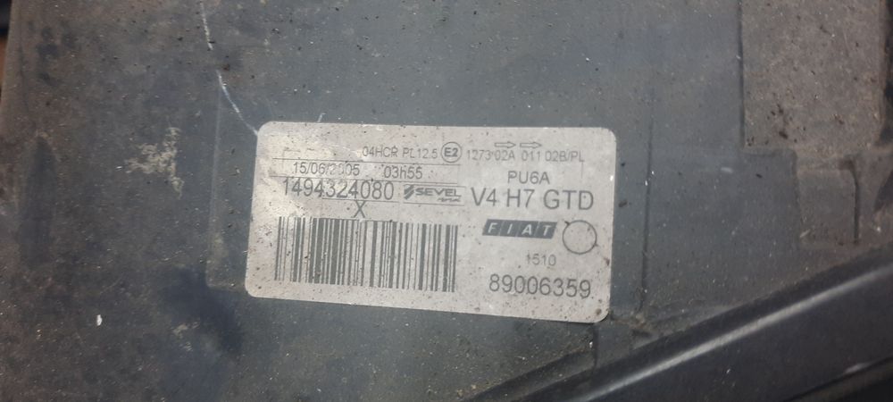 Fiat Ulysse Valeo - оригинален фар