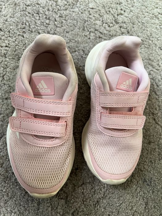 Детски маратонки Adidas за момиче