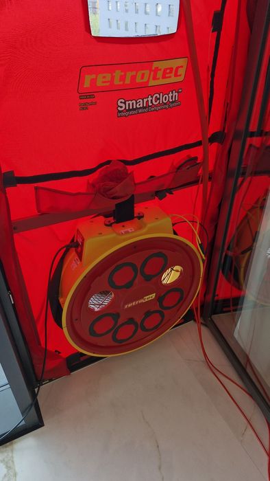 Termografie si testare etansare la aer cu usa suflanta (blower door)
