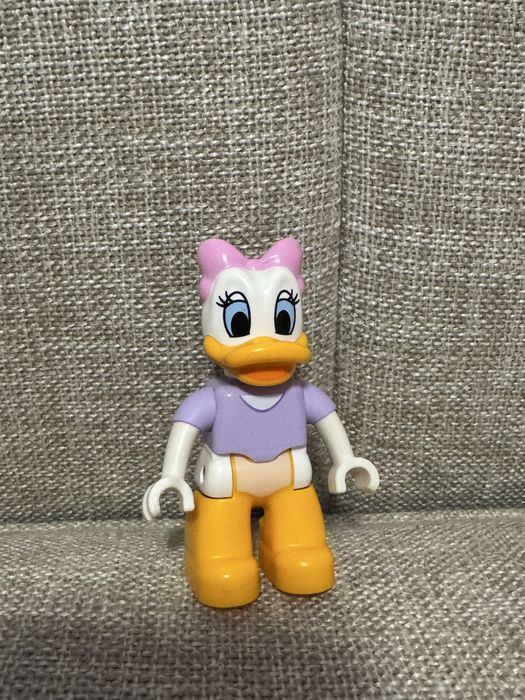 Lego duplo Daisy sau Pluto