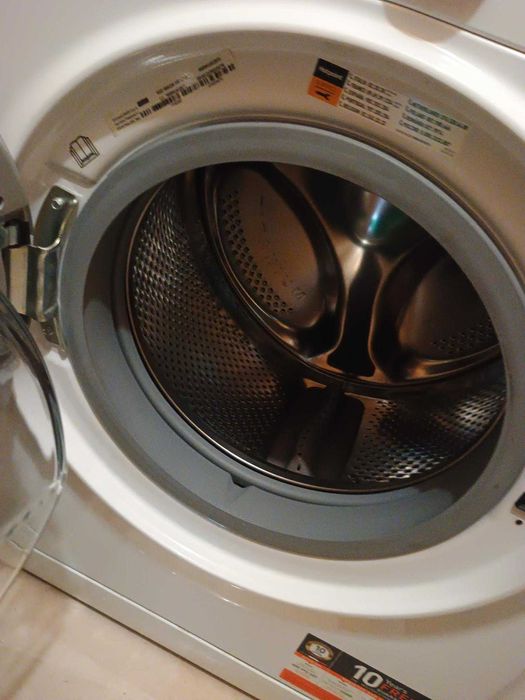 Комбинирана пералня със сушилня