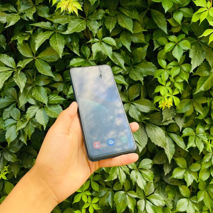 Samsung Galaxy A12 ideal