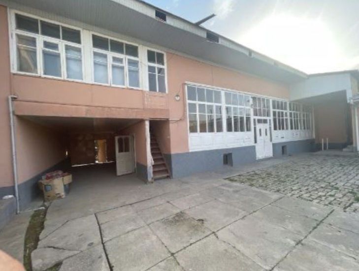 Uchastka sotiladi almashiladi bat xamma variant ko'rib chiqiladi