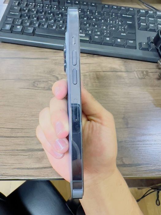 Iphone 13 pro sotiladi srochna