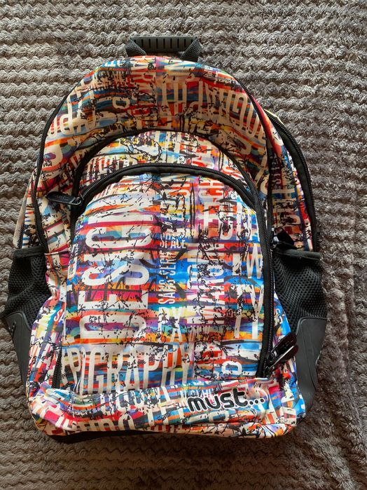 ученическа раница