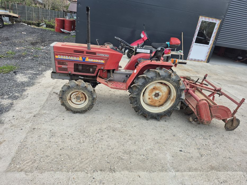 De vânzare tractoras SHibaura de 20 de cai 3 pistone