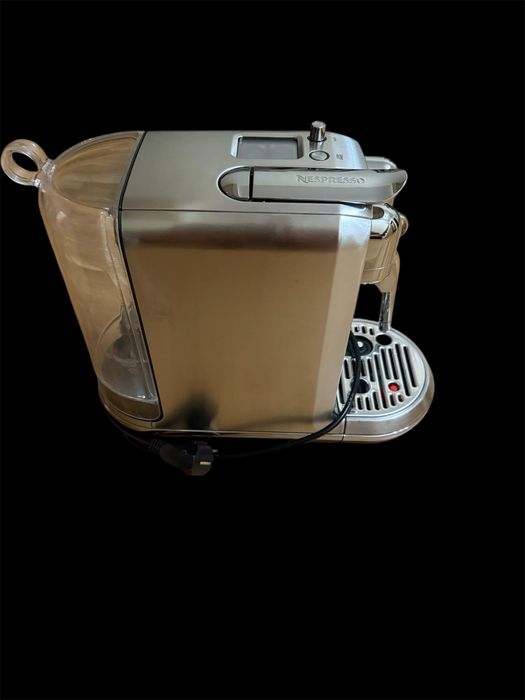 Espressor Nespresso Creatista Plus - stare excelentă + CADOU